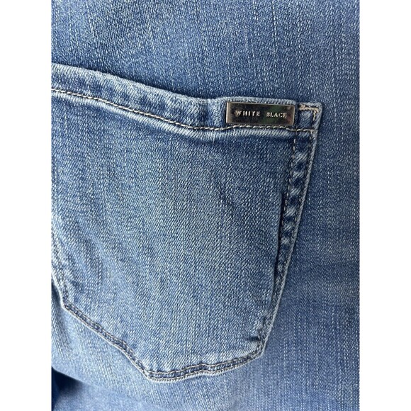 White House Black Market Women's Blue Solid Mid Rise Straight Jeans Size 4 - Picture 3 of 6